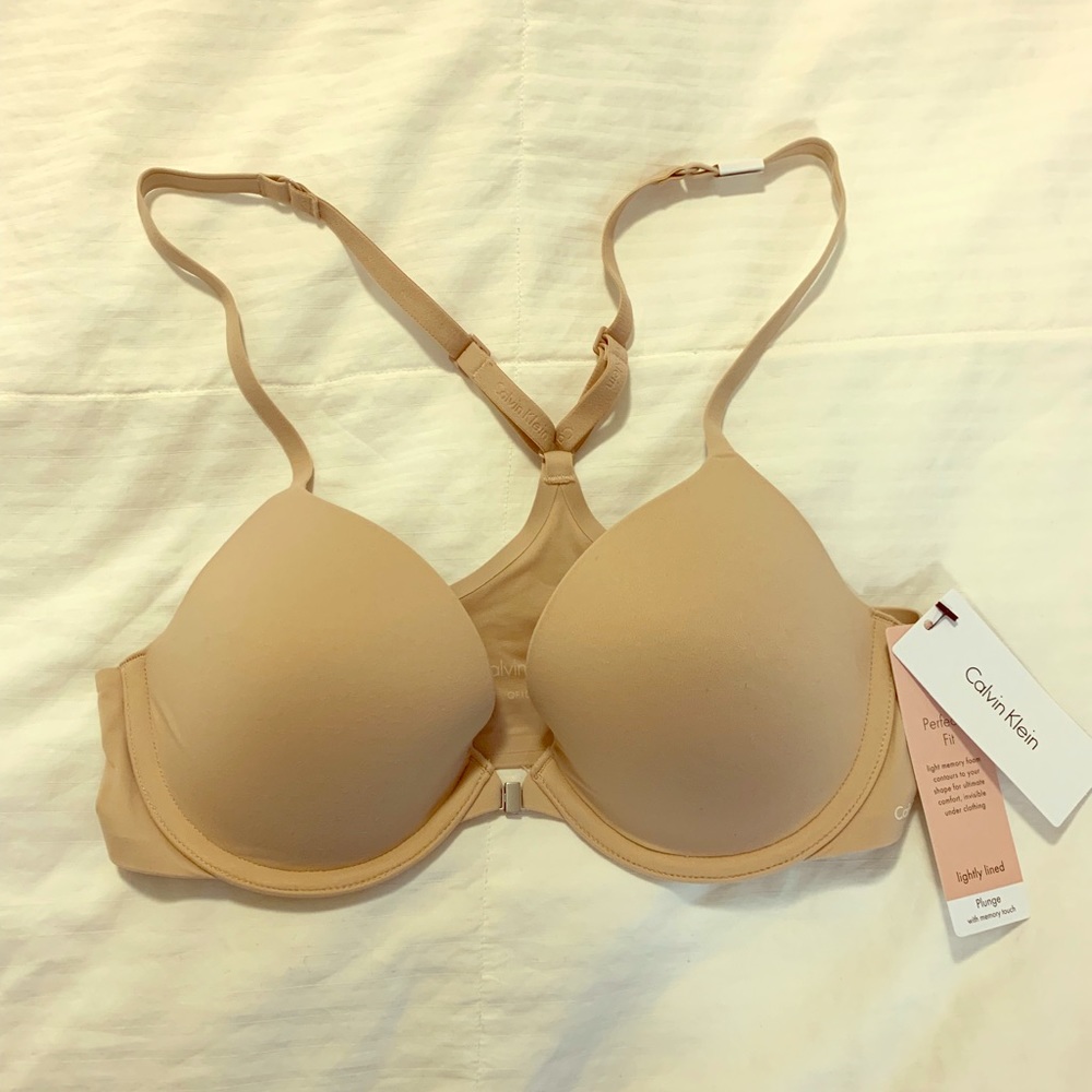 BNWT Calvin Klein front clasp racer back bra
